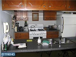 3rd image of 7503 Valley Ave