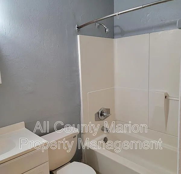 2765 NE 48th Ct #1 — Photo 8