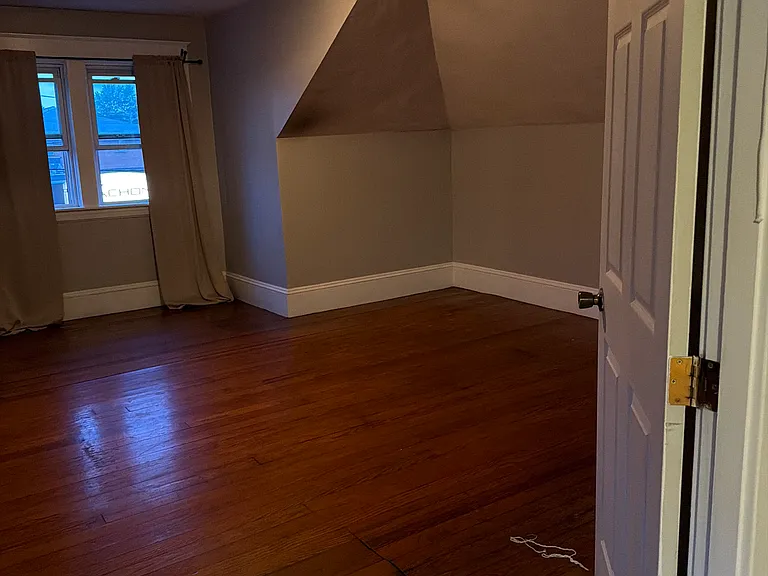 618 Reservoir Ave #3 — Photo 23