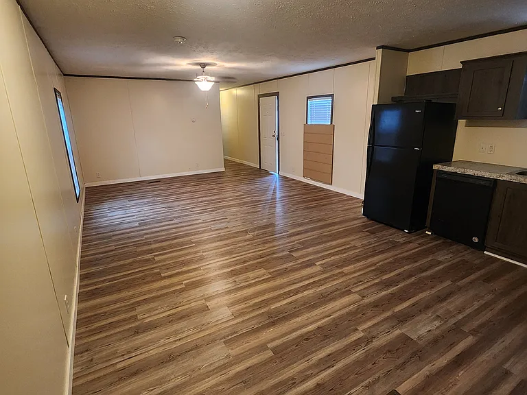 Meadowlark MHC LLC - Rent to Own — Photo 2