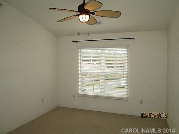4th image of 10681 Hill Point Ct