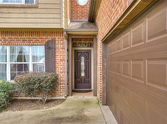 2nd image of 4421 Etheridge Cir