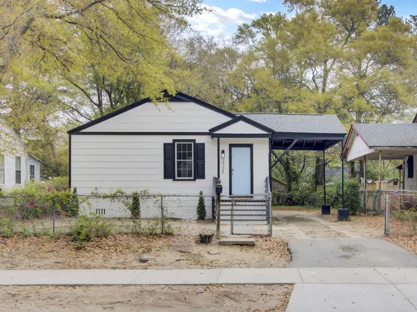 2325 Sorentrue Ave, North Charleston, SC 29405