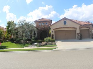 1826 N Coventry Ave, Clovis, CA