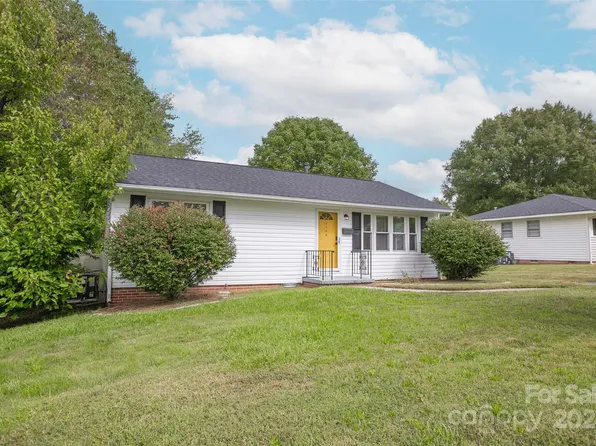 2306 McKinney St, Burlington, NC 27217