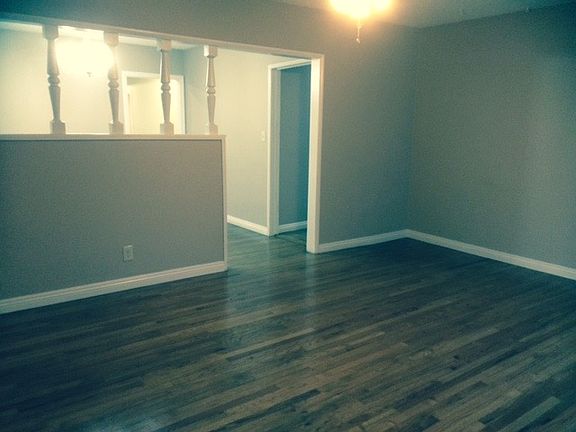 nestor living n dining room