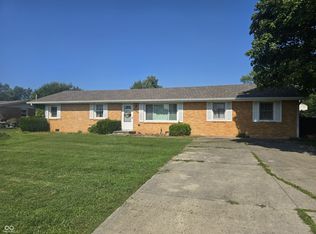 8925 Walnut St, Taylorsville, IN 47280