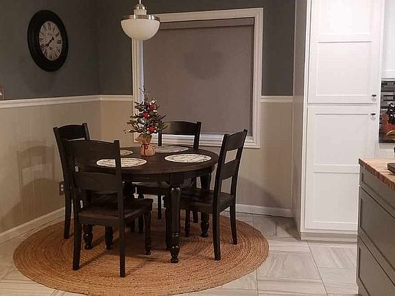 Breakfast Nook