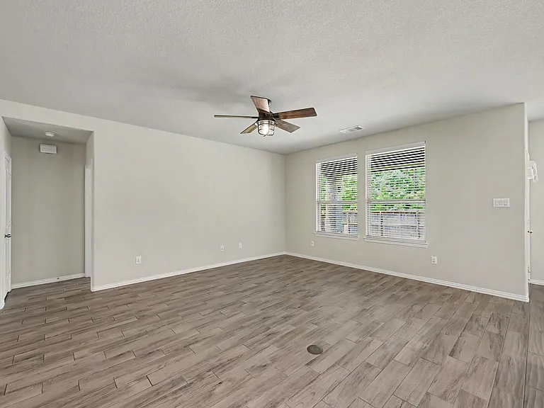 185 Emory Birch Dr — Photo 14