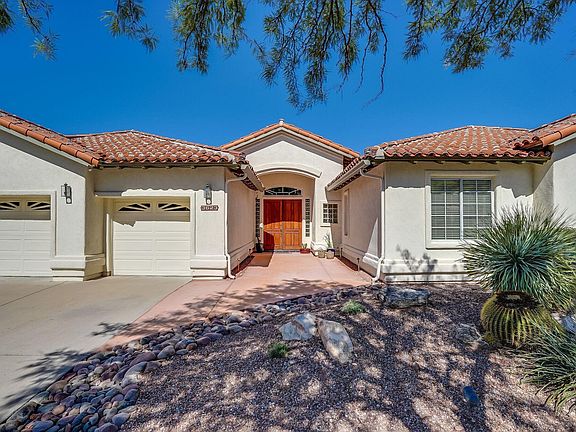 3rd image of 3623 N Sabino Creek Pl