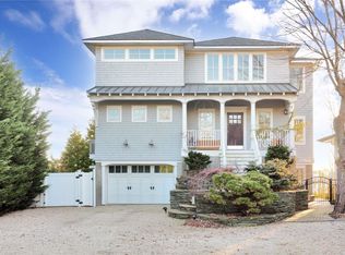 210 Ocean Ave, Amityville, NY 11701