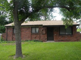 878 Hyde Park Dr, Arnold, MO 63010