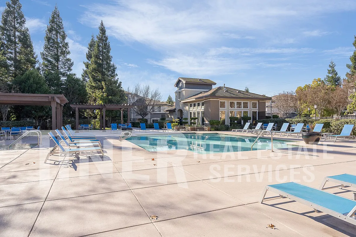 Building Photo - 701 Gibson Dr #1726