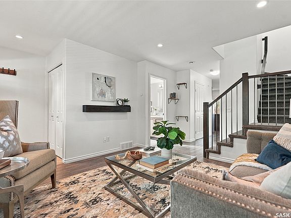 4th image of 317 G Avenue S