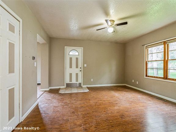4th image of 505 S Jefferson St