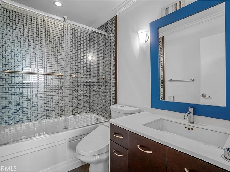 7301 Vista Del Mar Ave #A212 — Photo 26