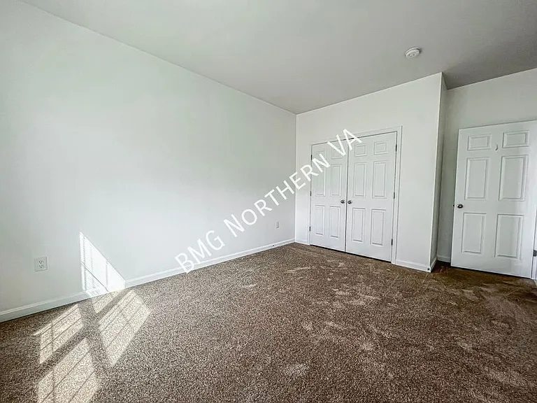 9535 Center St — Photo 23