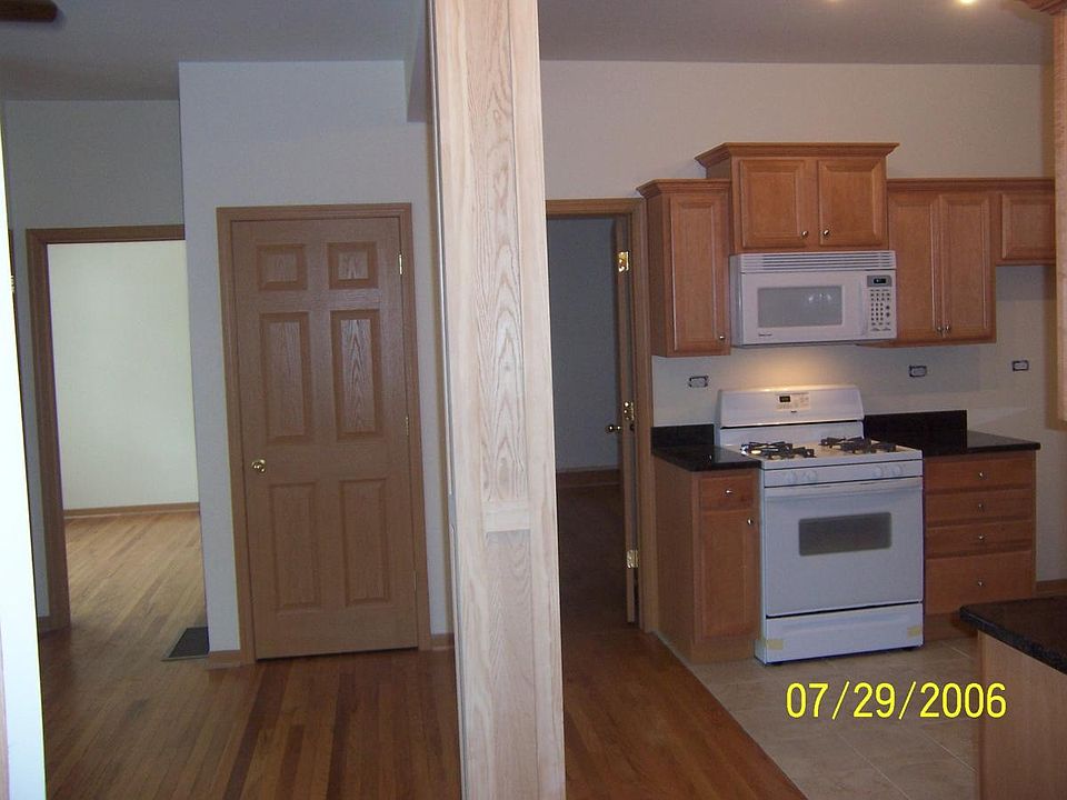 2nd image of 3606 W Huron St #1FL