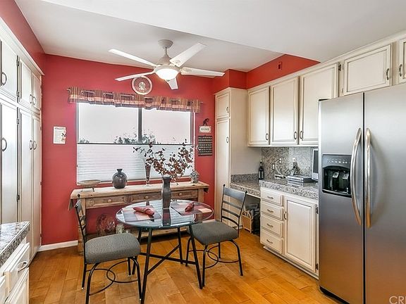 5th image of 4242 Stansbury Ave Unit 307
