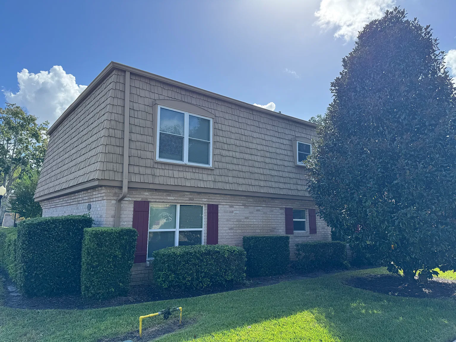 200 Saint Andrews Blvd — Photo 1