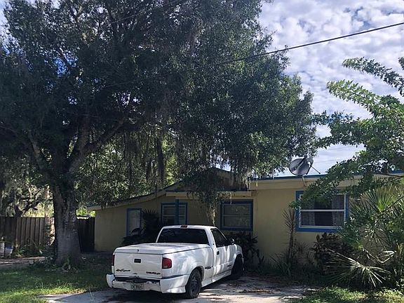 4th image of 8445 Carolina St