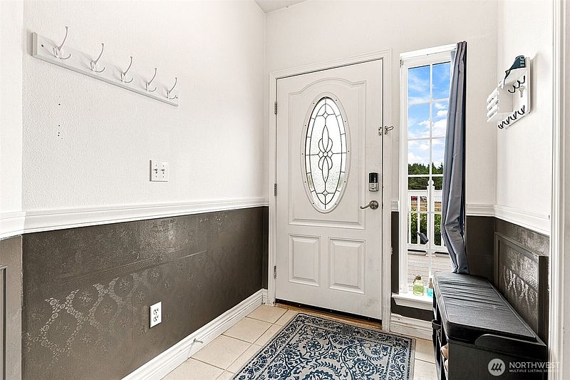 4th image of 855 Ocean Shores Boulevard NW #101