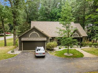 1168 Forest Park Rd, Muskegon, MI 49441