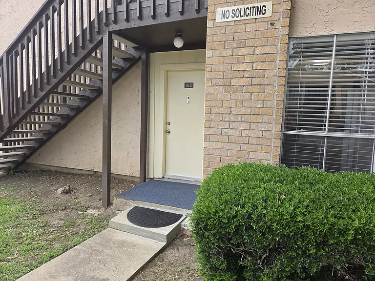1500 Bay Area Blvd #R-195 — Photo 16