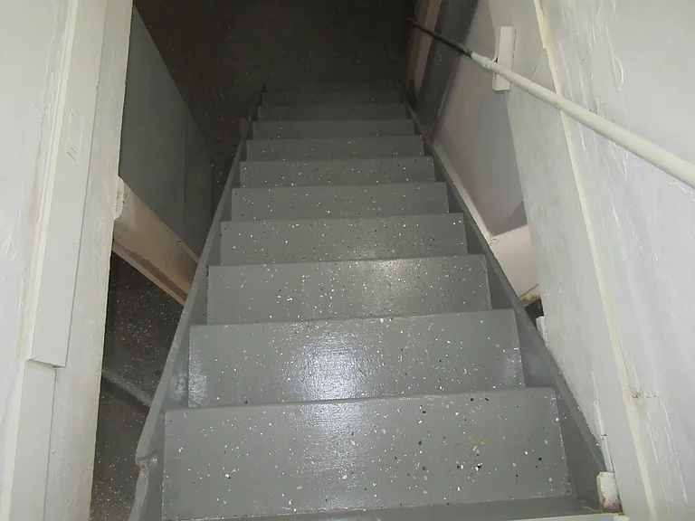14 Elm St — Photo 23
