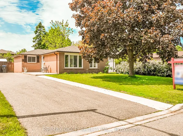 29 Duke Rd, Brampton, ON L6T 3J9