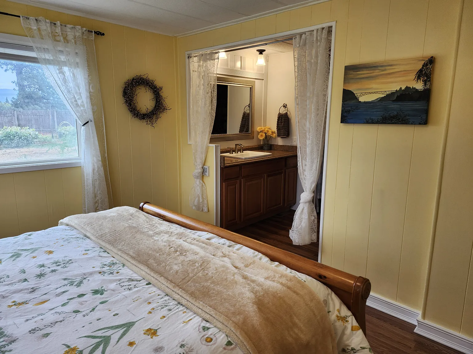 1 bed, 350 sqft, $1,250 — Photo 3