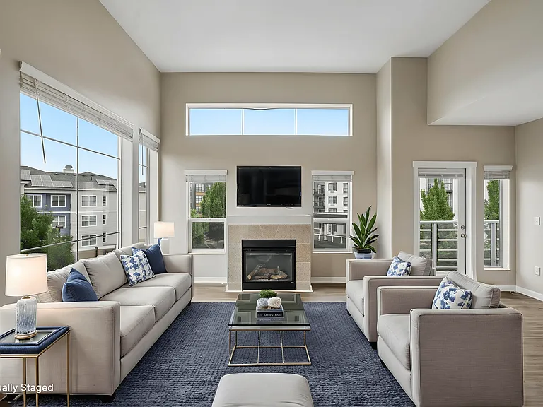 Maddox Apartments — Photo 6