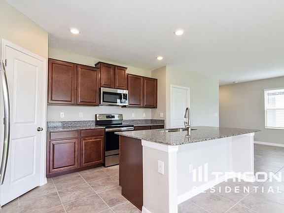 5th image of 10032 Rosemary Leaf Ln
