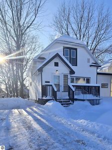 812 Lynn St, Cadillac, MI, 49601