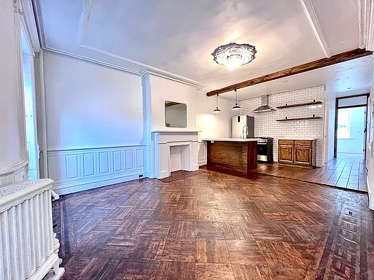 Rented by Compass | media 16