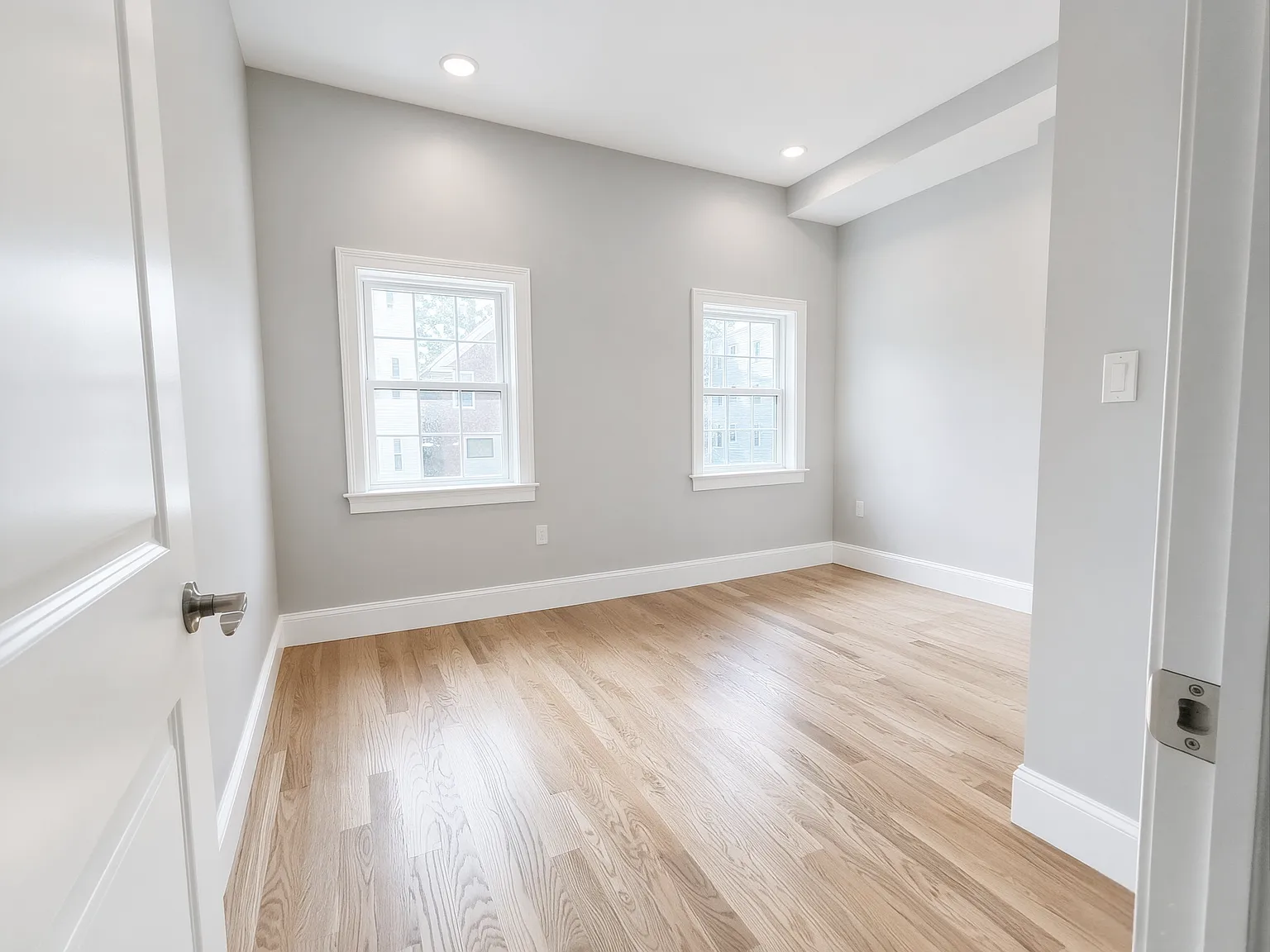 2 bed, 9999 sqft, $3,000 — Photo 2