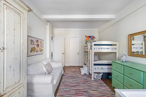 Rented by Compass | media 18