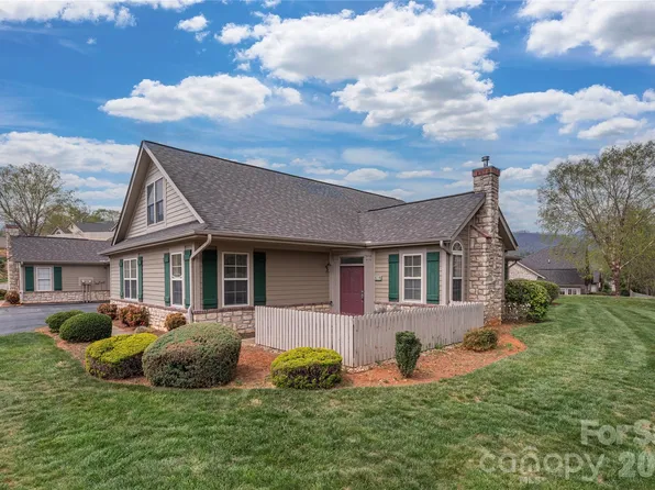 93 Outlook Cir, Swannanoa, NC 28778