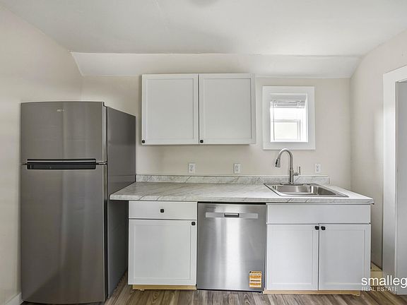 5th image of 1316 Sanford St