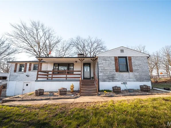 374 Eisenhower St, Doolittle, MO 65401