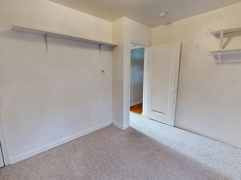 2525 S Clayton St — Photo 12