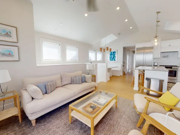 958 F Ave, 958 F Ave, Coronado, CA 92118