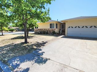 638 Bolen Dr, Paso Robles, CA 93446