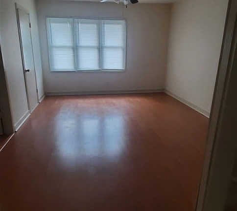4th image of 3701 Pierce Pl