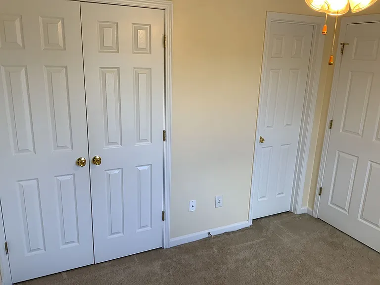 127 Linville Ct — Photo 8