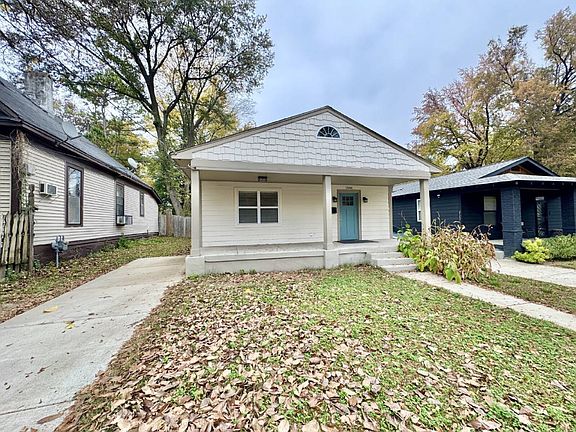 2nd image of 1046 Tanglewood St