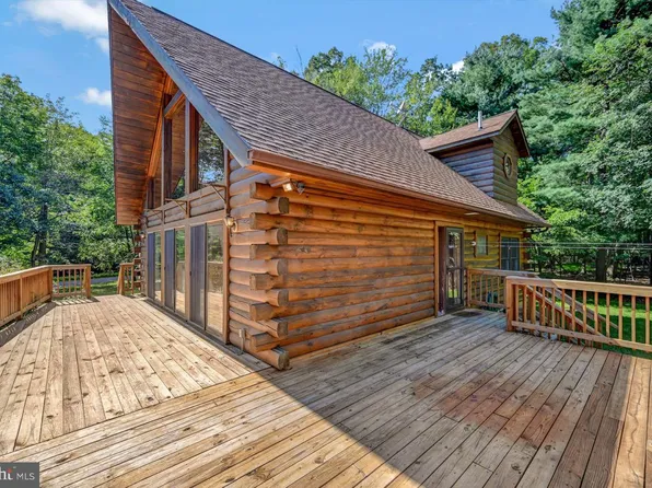 2 Chipper Rd, Wapwallopen, PA 18660