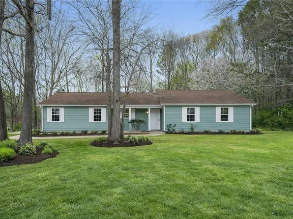 255 Countryside Ln, Covington, GA 30016