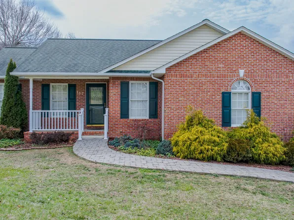 137 Meadow Springs Ln, Mt Carmel, TN 37645