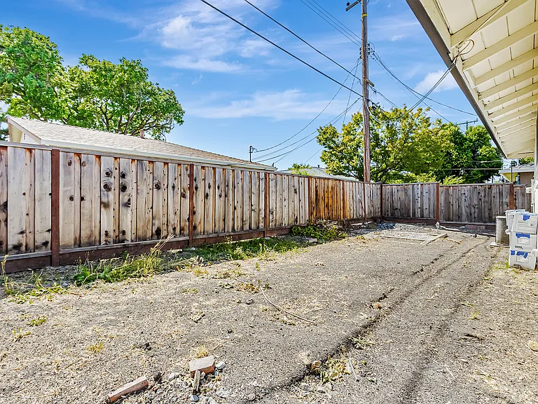 2158 San Rafael Ave — Photo 36